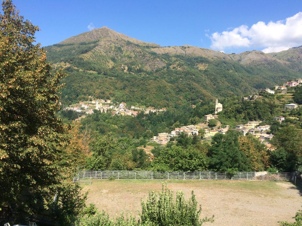 Agriturismo La Taverna Del Nonno Borzonasca Ngoại thất bức ảnh