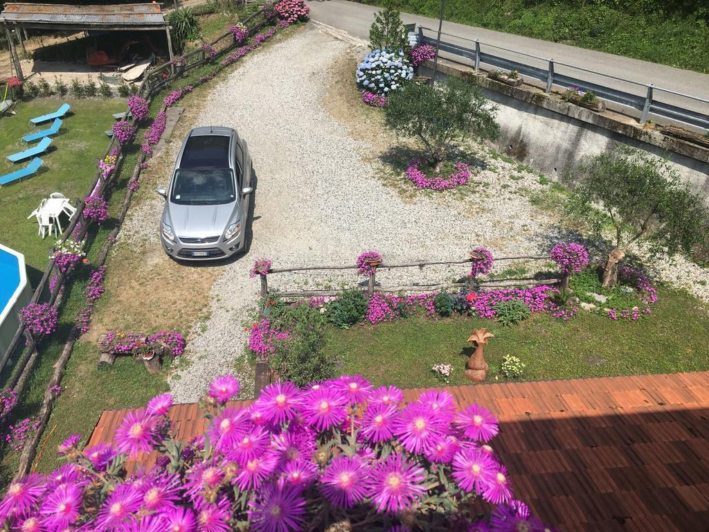 Agriturismo La Taverna Del Nonno Borzonasca Ngoại thất bức ảnh