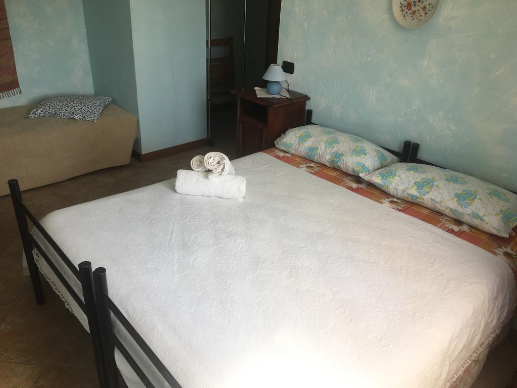Agriturismo La Taverna Del Nonno Borzonasca Ngoại thất bức ảnh